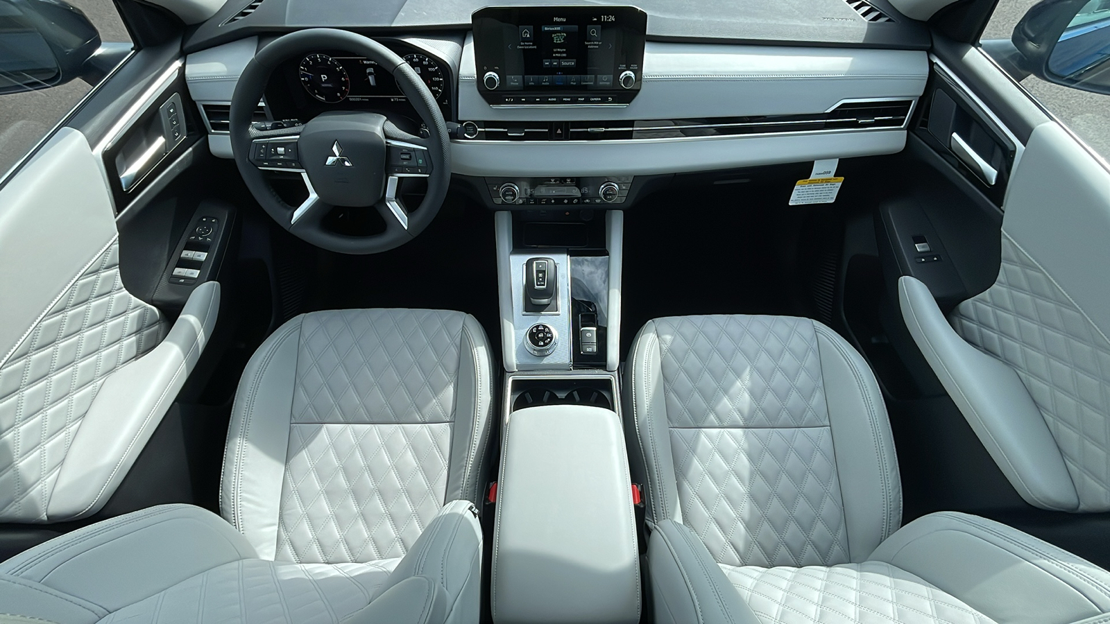 2024 Mitsubishi Outlander SEL Platinum Edition 41