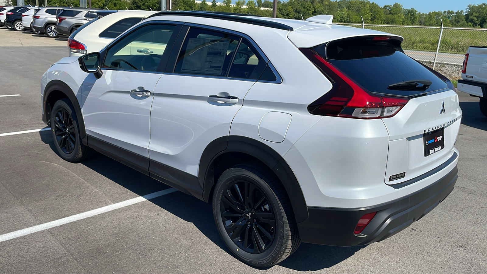 2024 Mitsubishi Eclipse Cross Black Edition 4