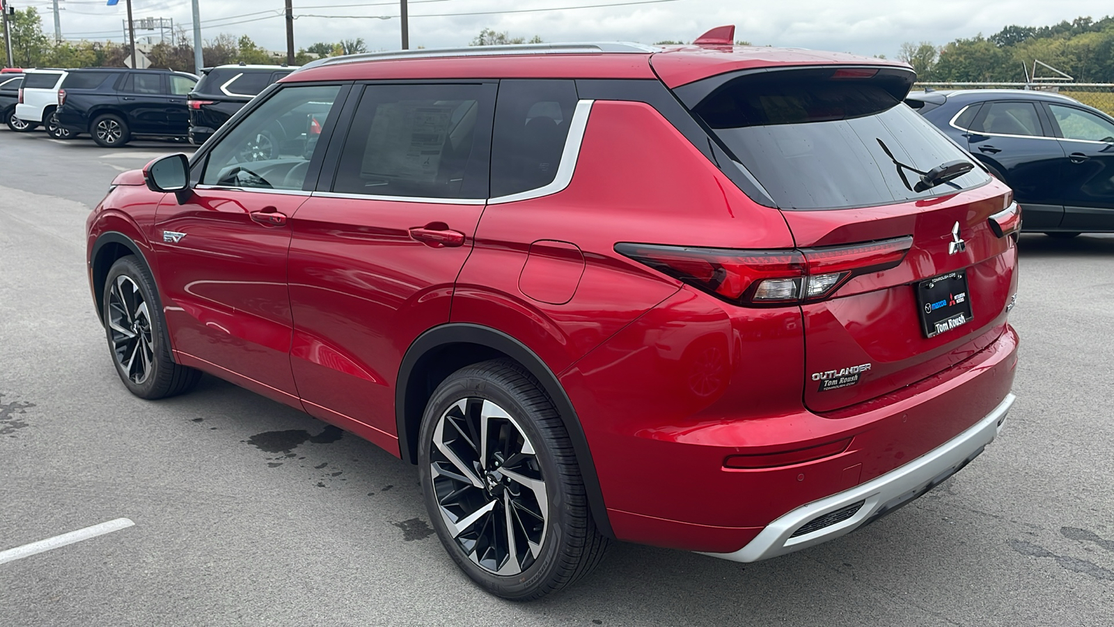 2024 Mitsubishi Outlander Plug-In Hybrid SEL 5