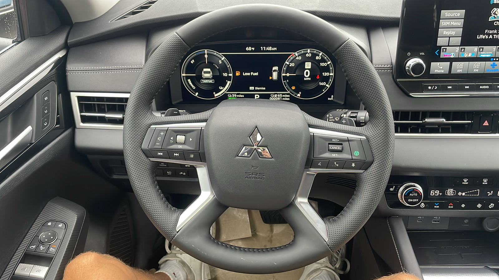 2024 Mitsubishi Outlander Plug-In Hybrid SEL 44