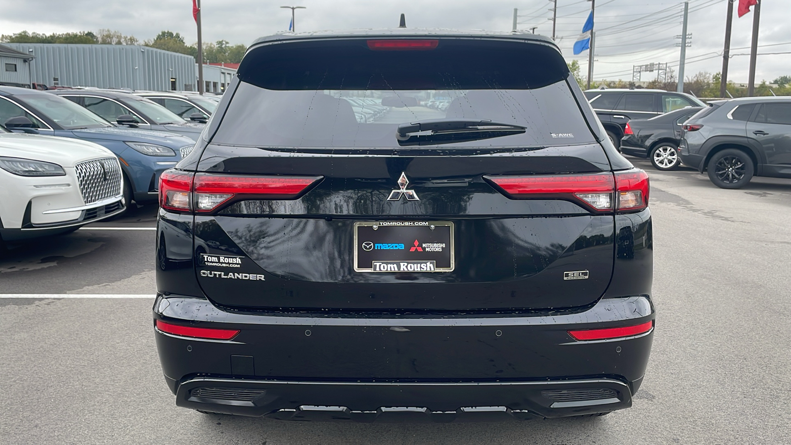 2024 Mitsubishi Outlander SEL Black Edition 6