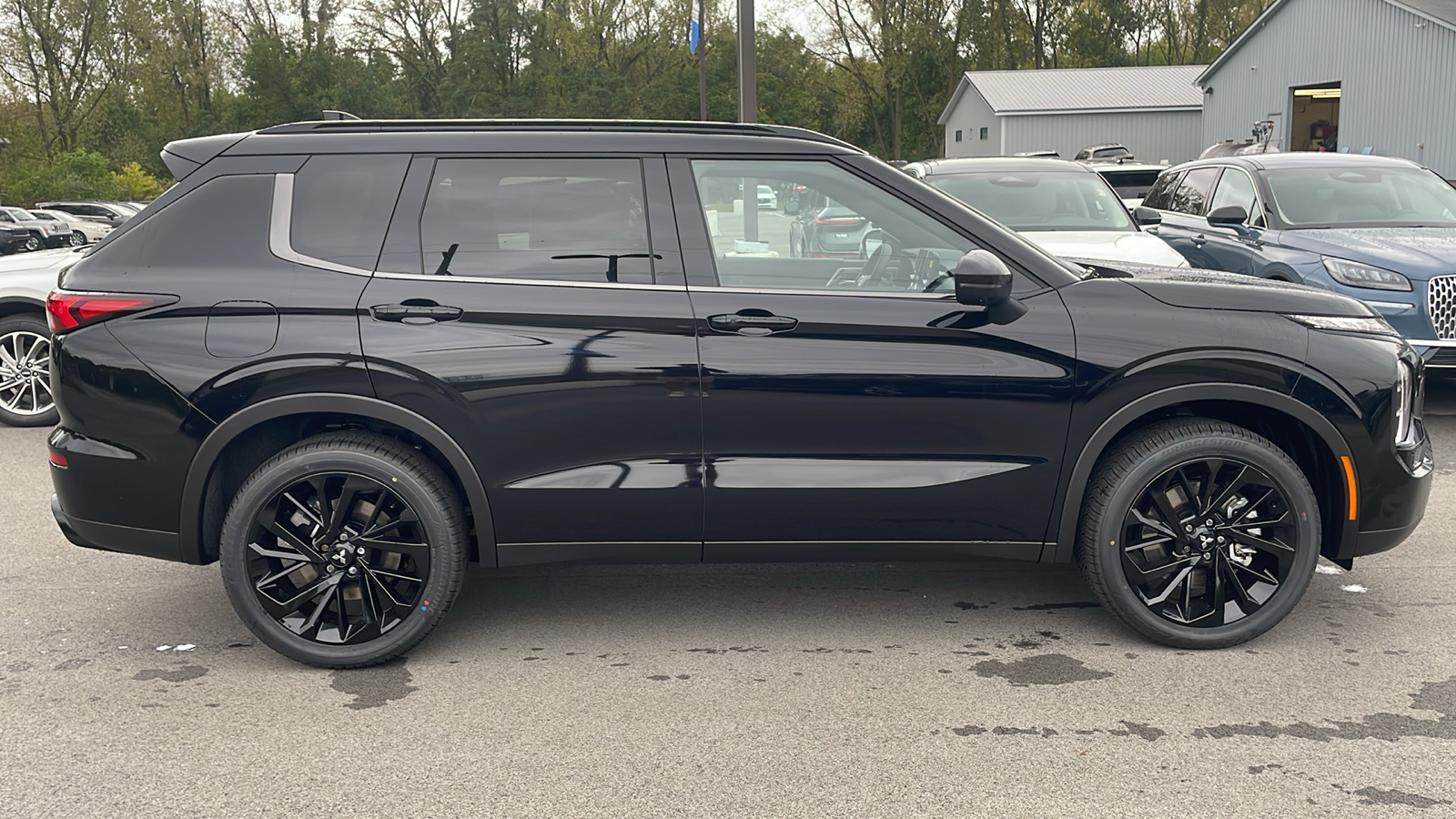 2024 Mitsubishi Outlander SEL Black Edition 15