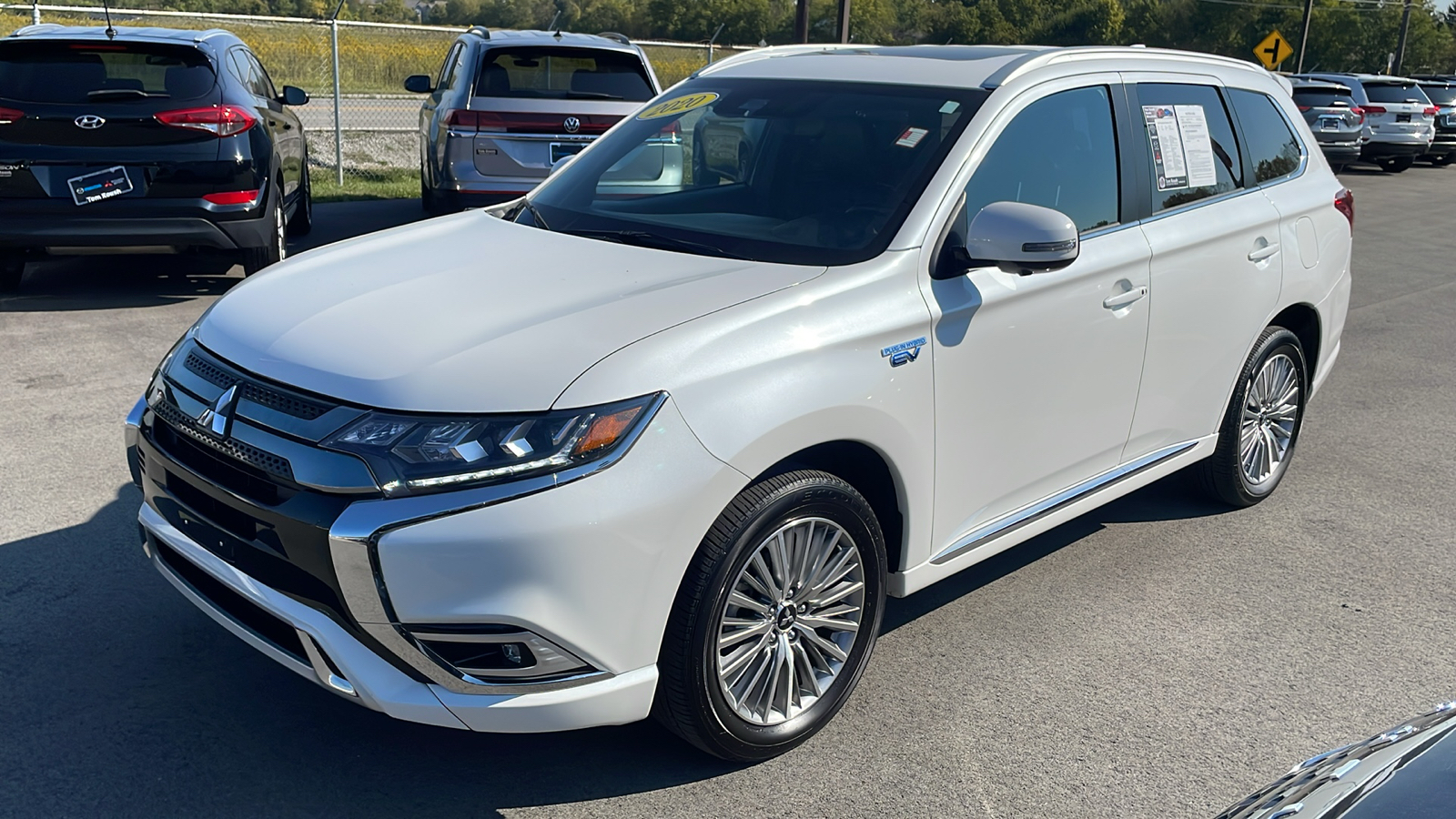 2020 Mitsubishi Outlander PHEV  3