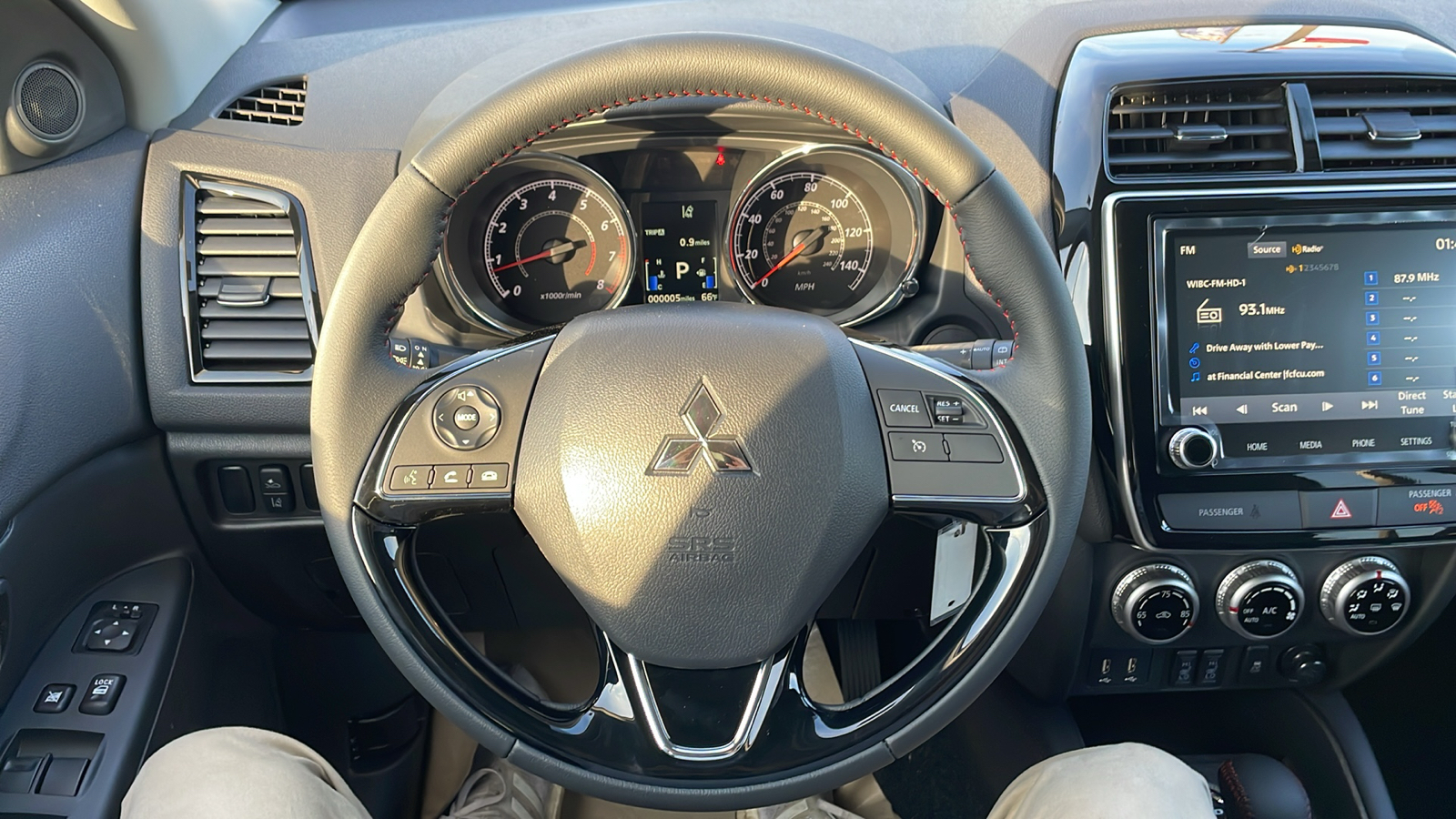 2024 Mitsubishi Outlander Sport LE 37