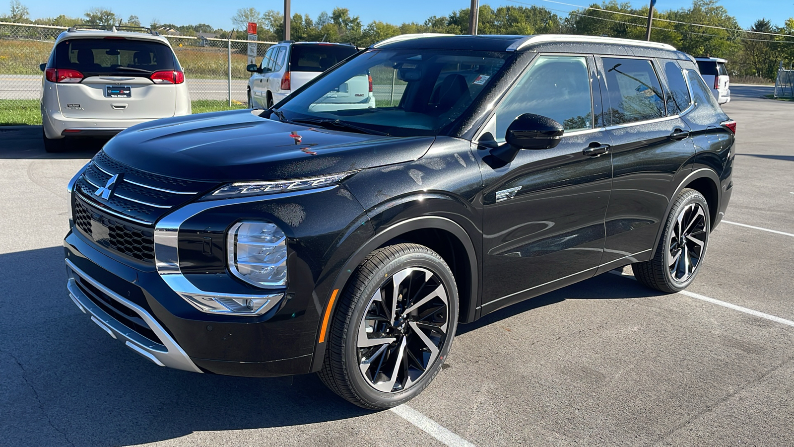 2025 Mitsubishi Outlander Plug-In Hybrid SEL 3