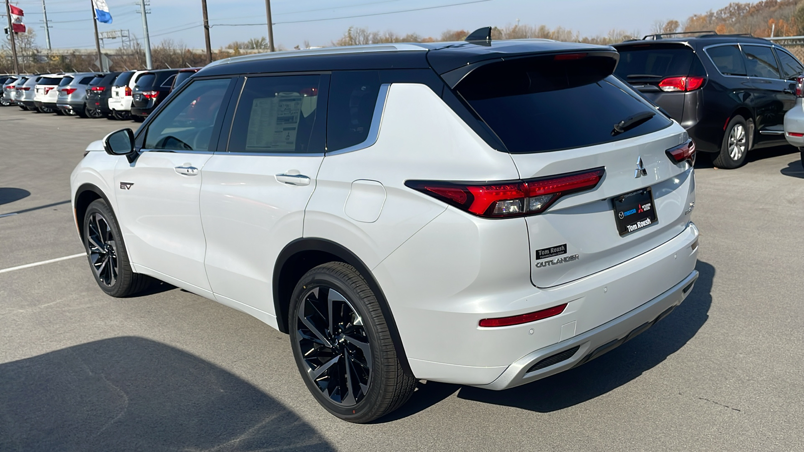 2025 Mitsubishi Outlander Plug-In Hybrid SEL 5