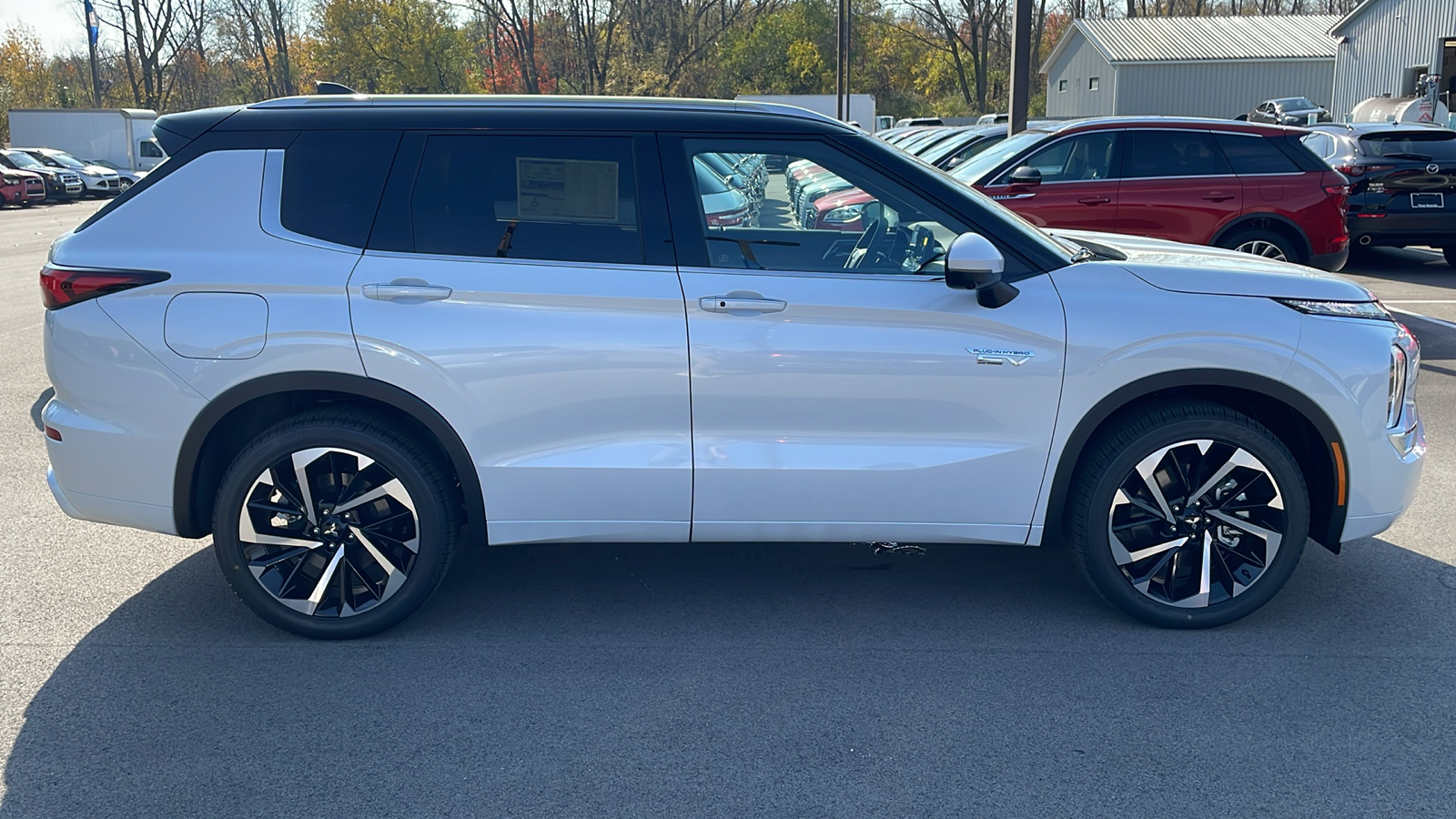 2025 Mitsubishi Outlander Plug-In Hybrid SEL 15