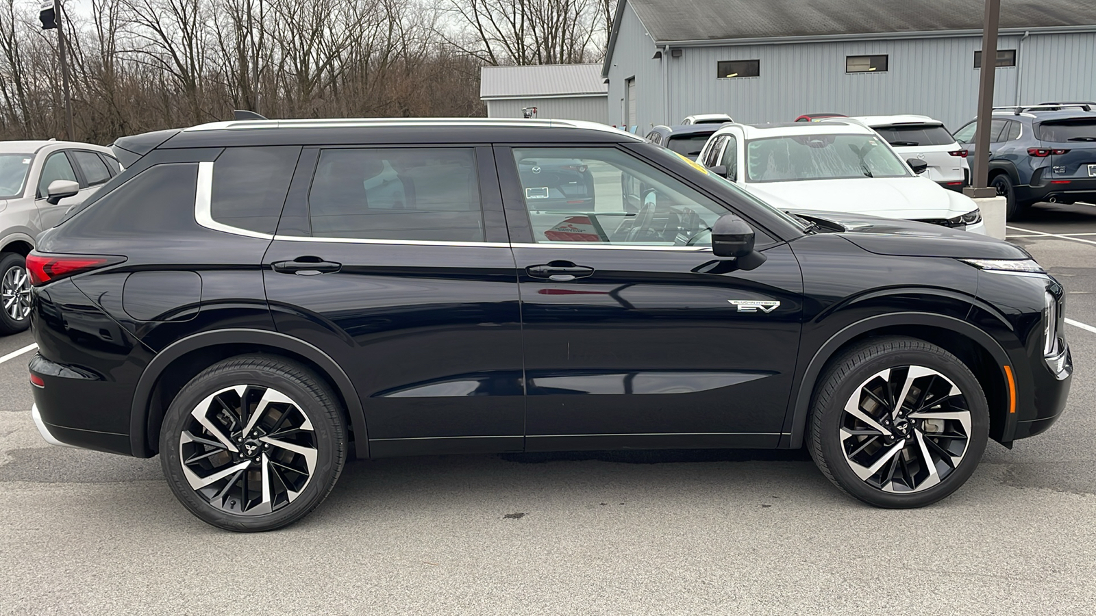 2023 Mitsubishi Outlander PHEV SEL 15