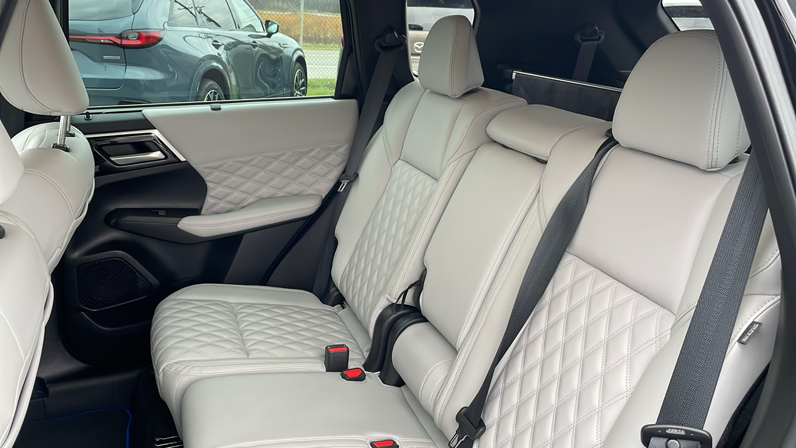 2023 Mitsubishi Outlander PHEV SEL 54