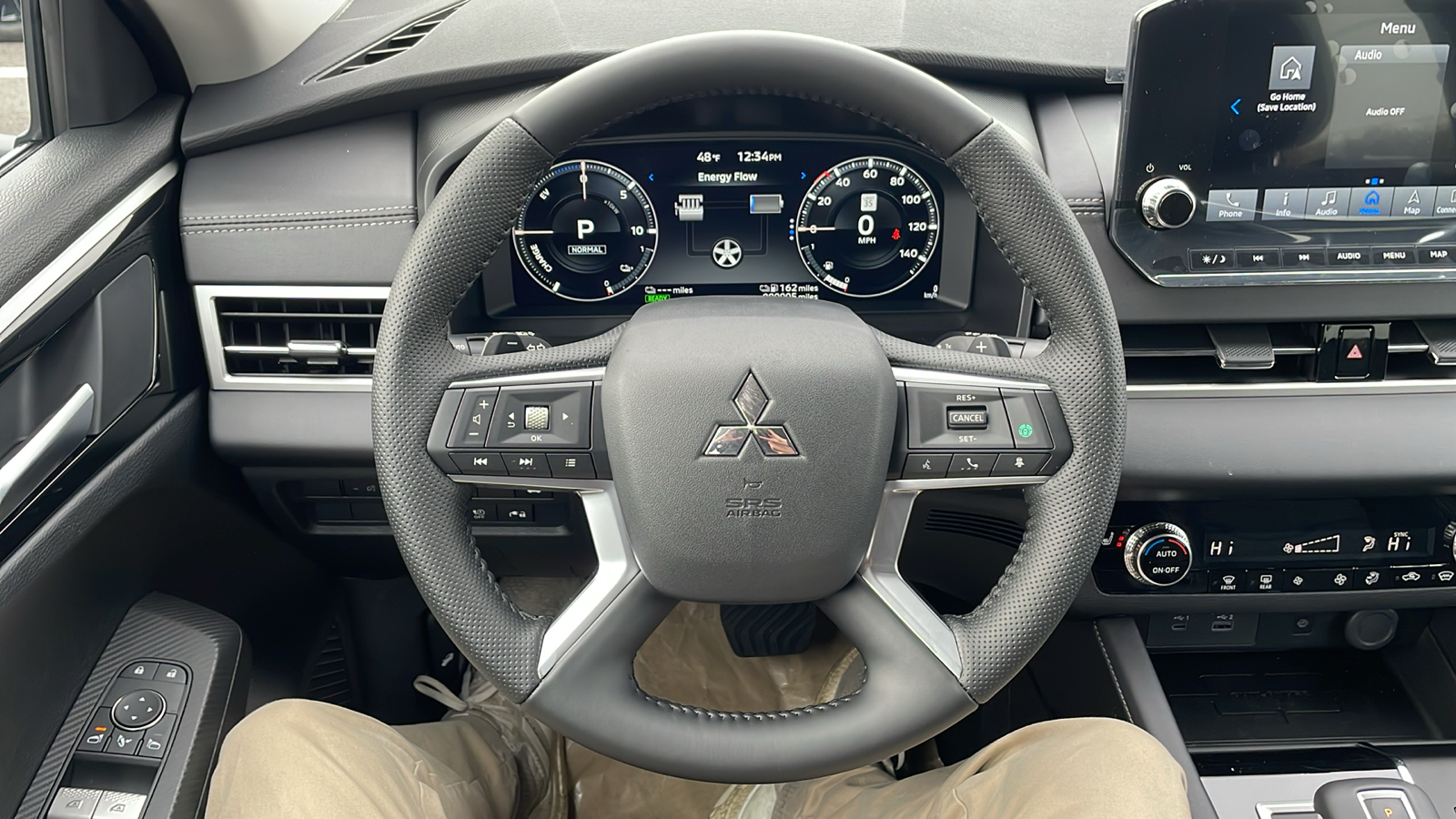 2025 Mitsubishi Outlander Plug-In Hybrid SE 44