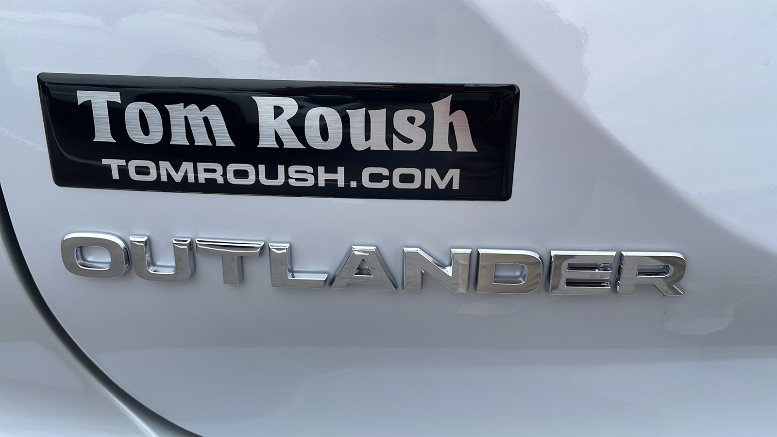 2025 Mitsubishi Outlander Plug-In Hybrid SEL 8