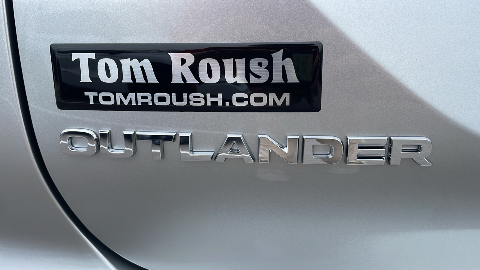 2025 Mitsubishi Outlander Plug-In Hybrid SEL 8