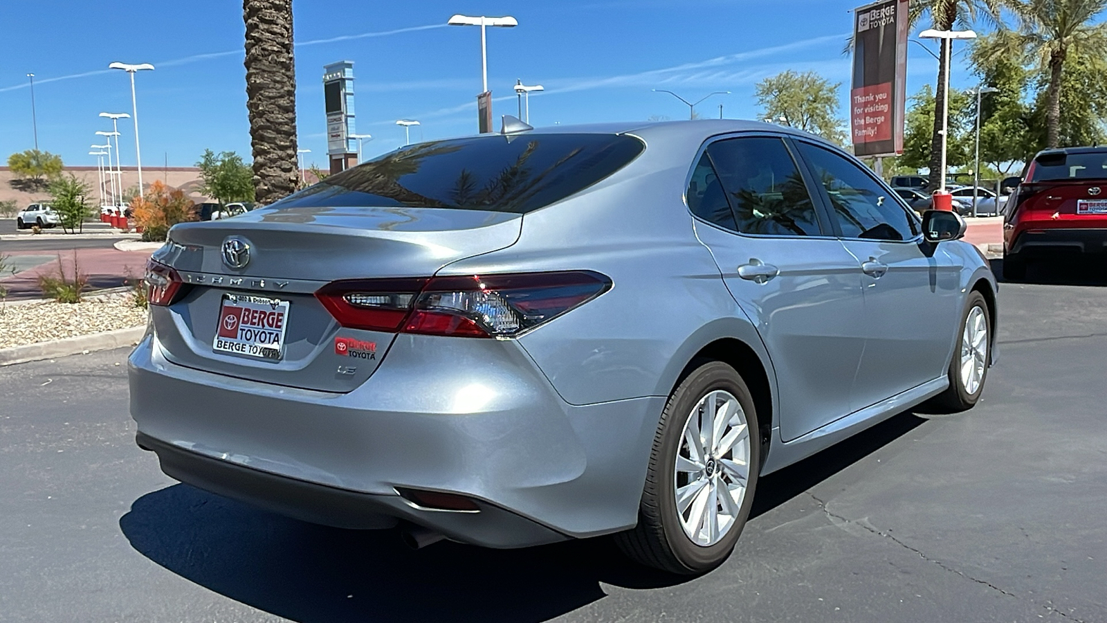 2023 Toyota Camry LE 23