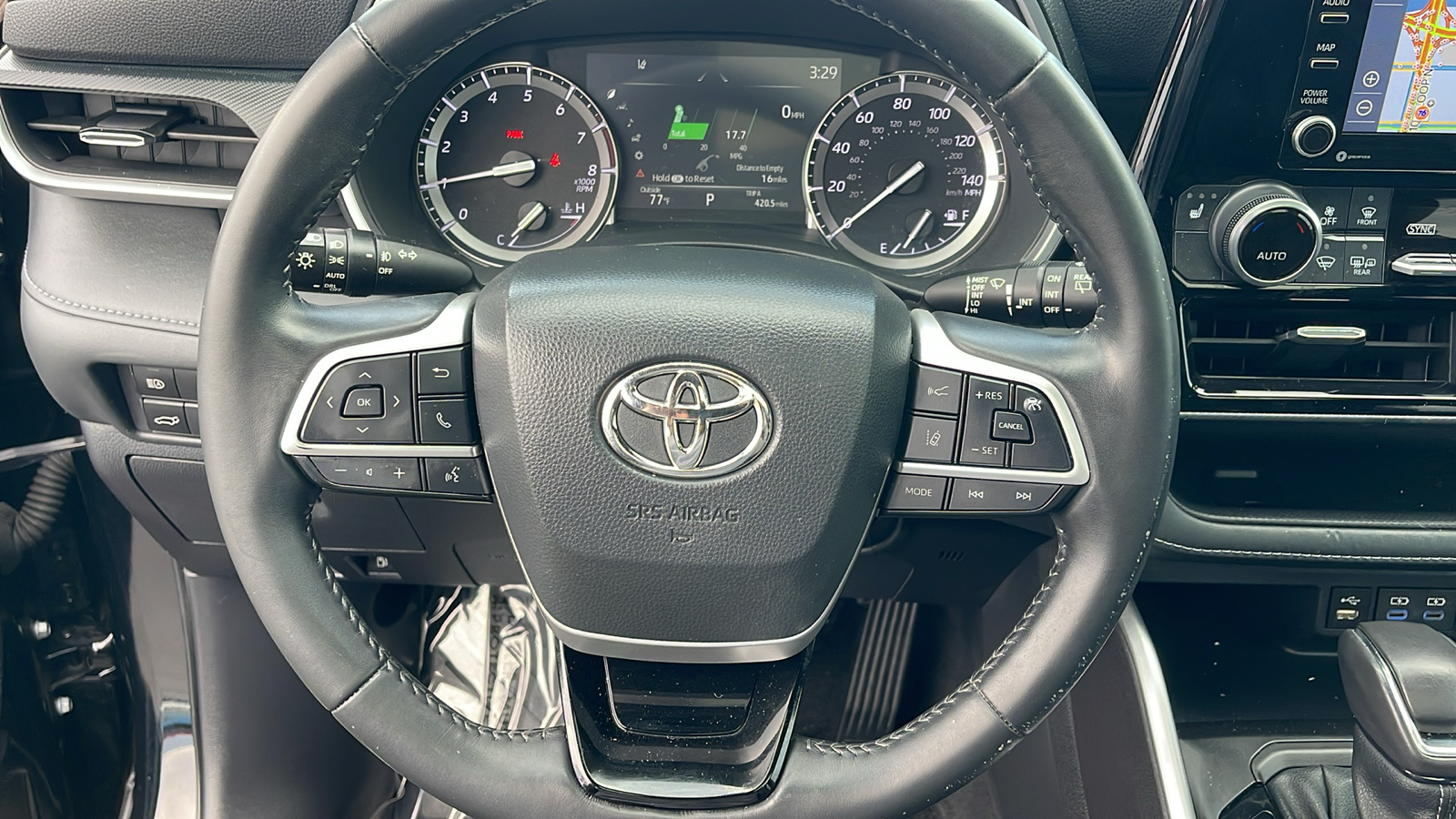 2022 Toyota Highlander XSE 7