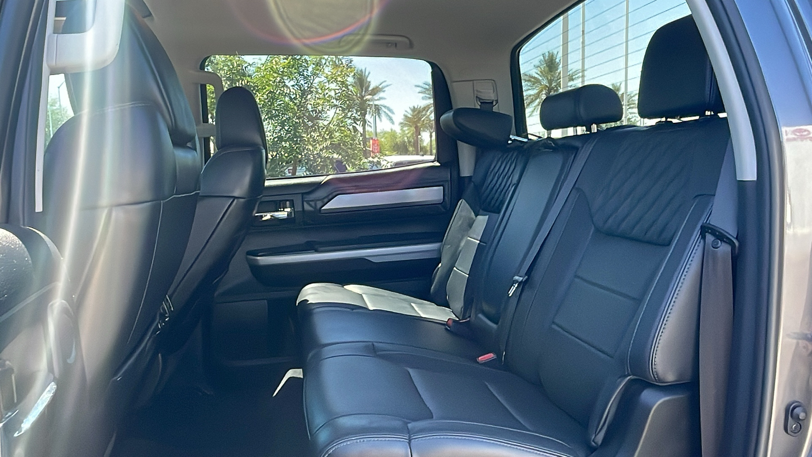 2019 Toyota Tundra 4WD Platinum 19
