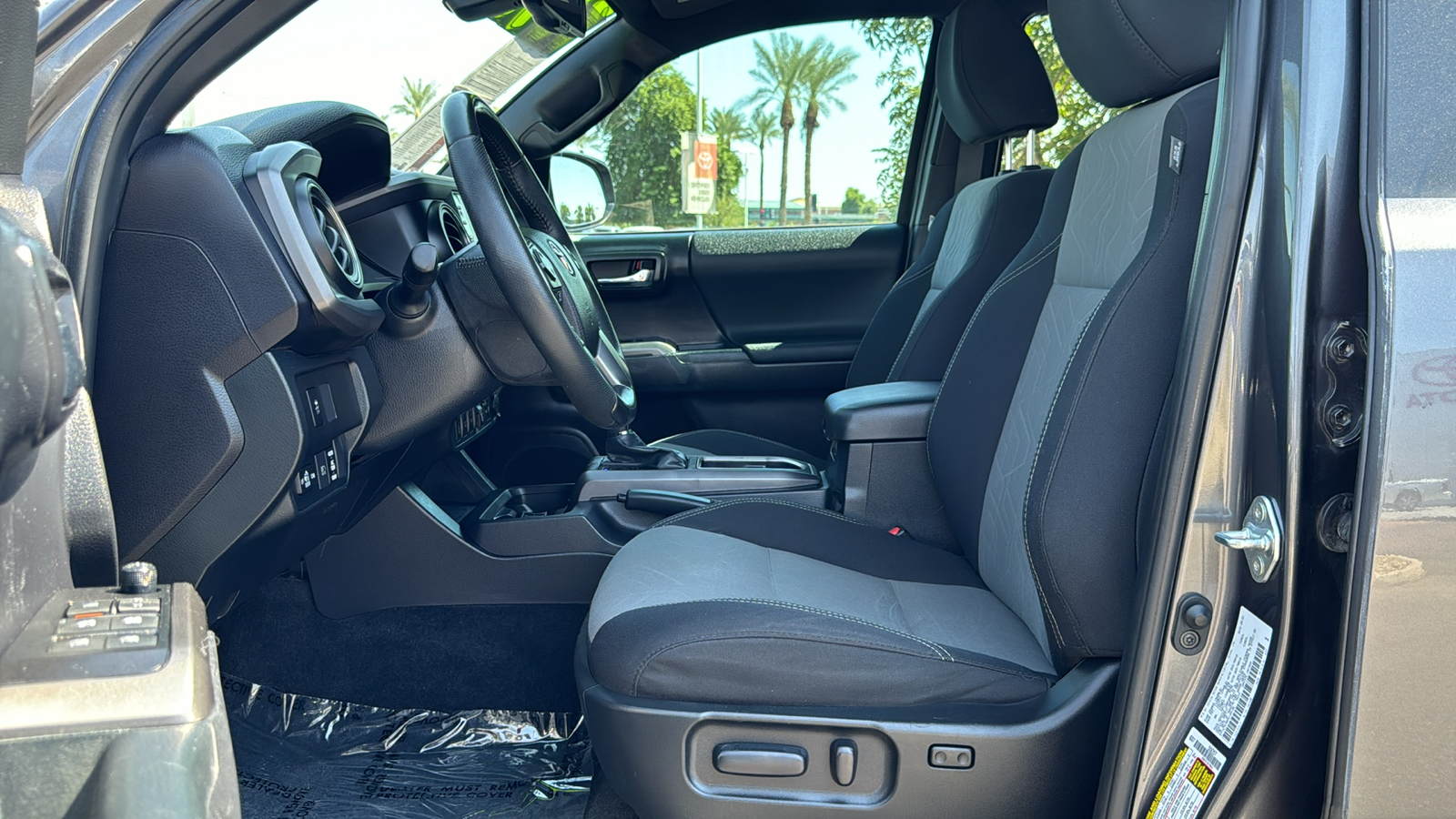 2021 Toyota Tacoma 2WD TRD Off Road 17