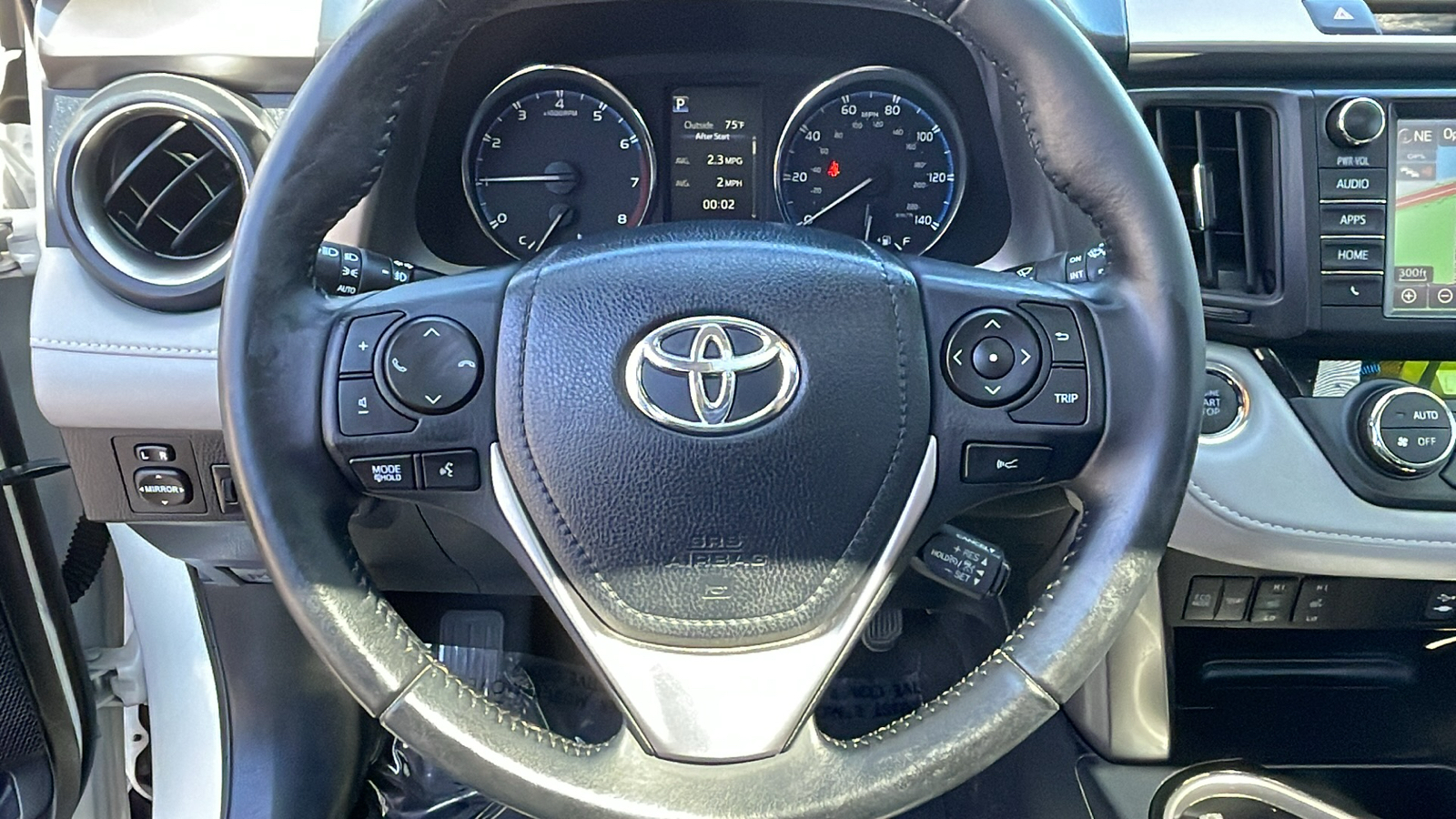 2018 Toyota RAV4 Limited 8