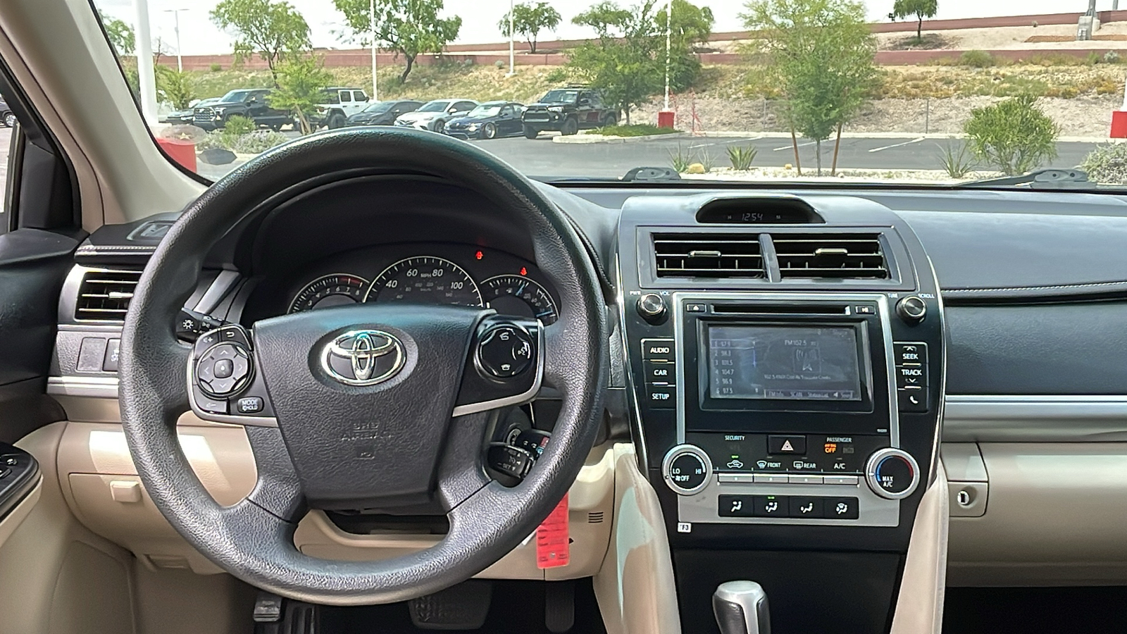 2014 Toyota Camry LE 4