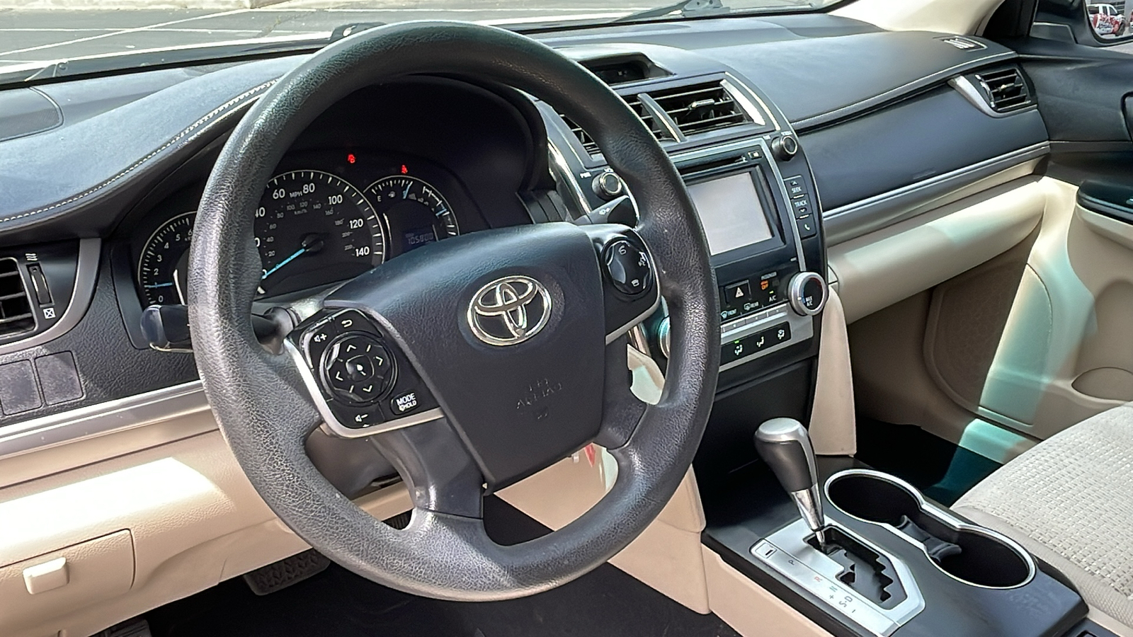 2014 Toyota Camry LE 15
