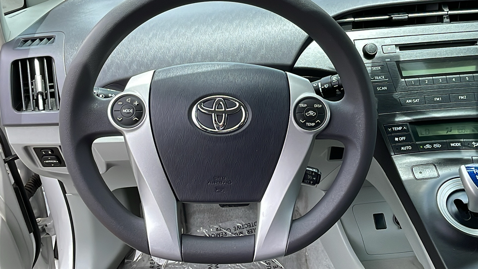 2011 Toyota Prius II 8