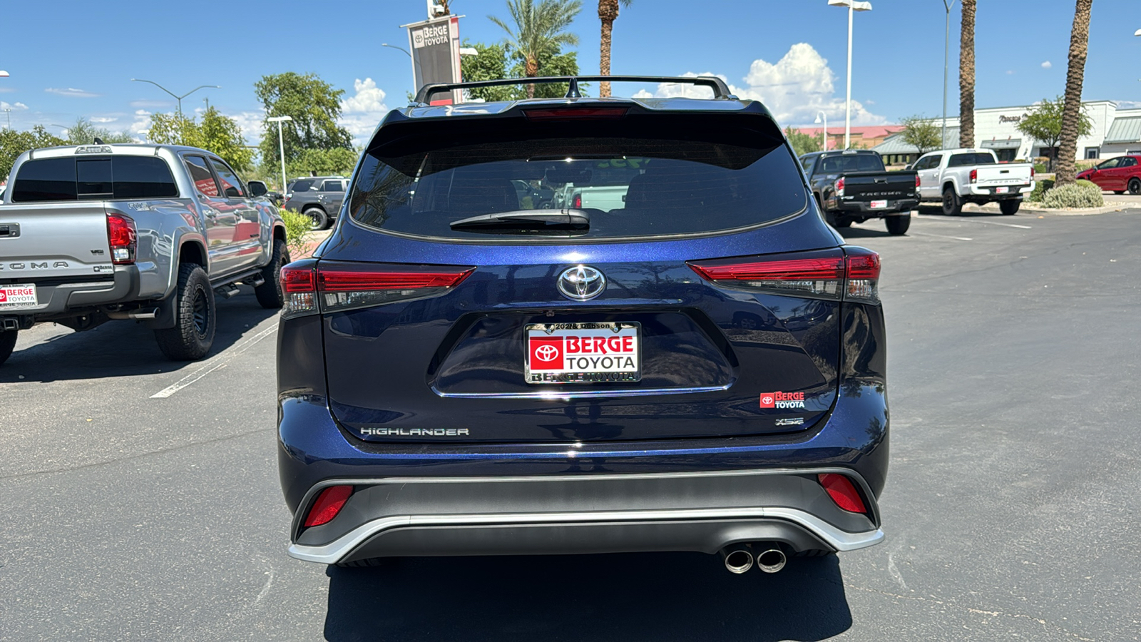 2023 Toyota Highlander XSE 23