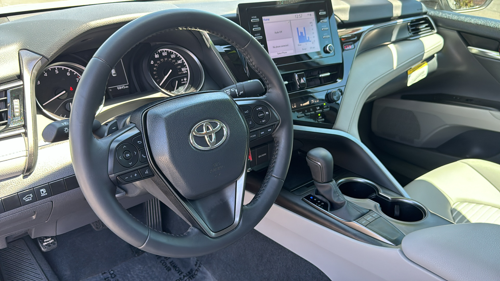 2024 Toyota Camry SE 15