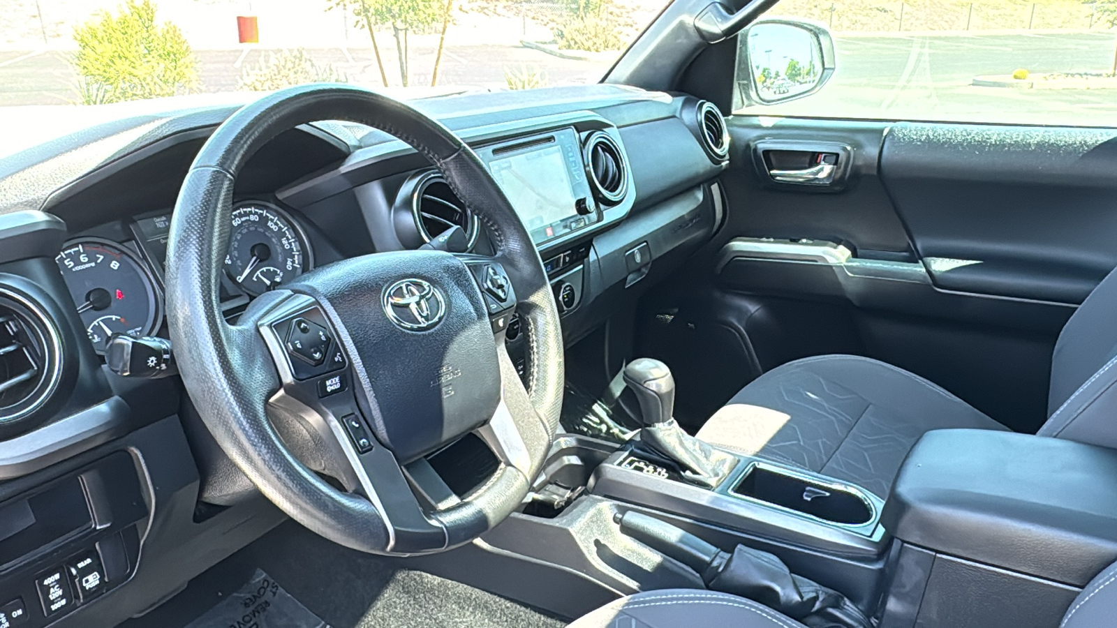 2017 Toyota Tacoma SR 15