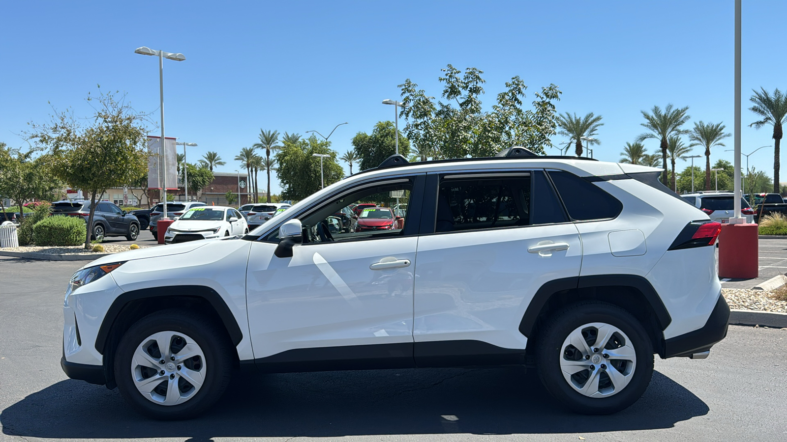 2019 Toyota RAV4 LE 3