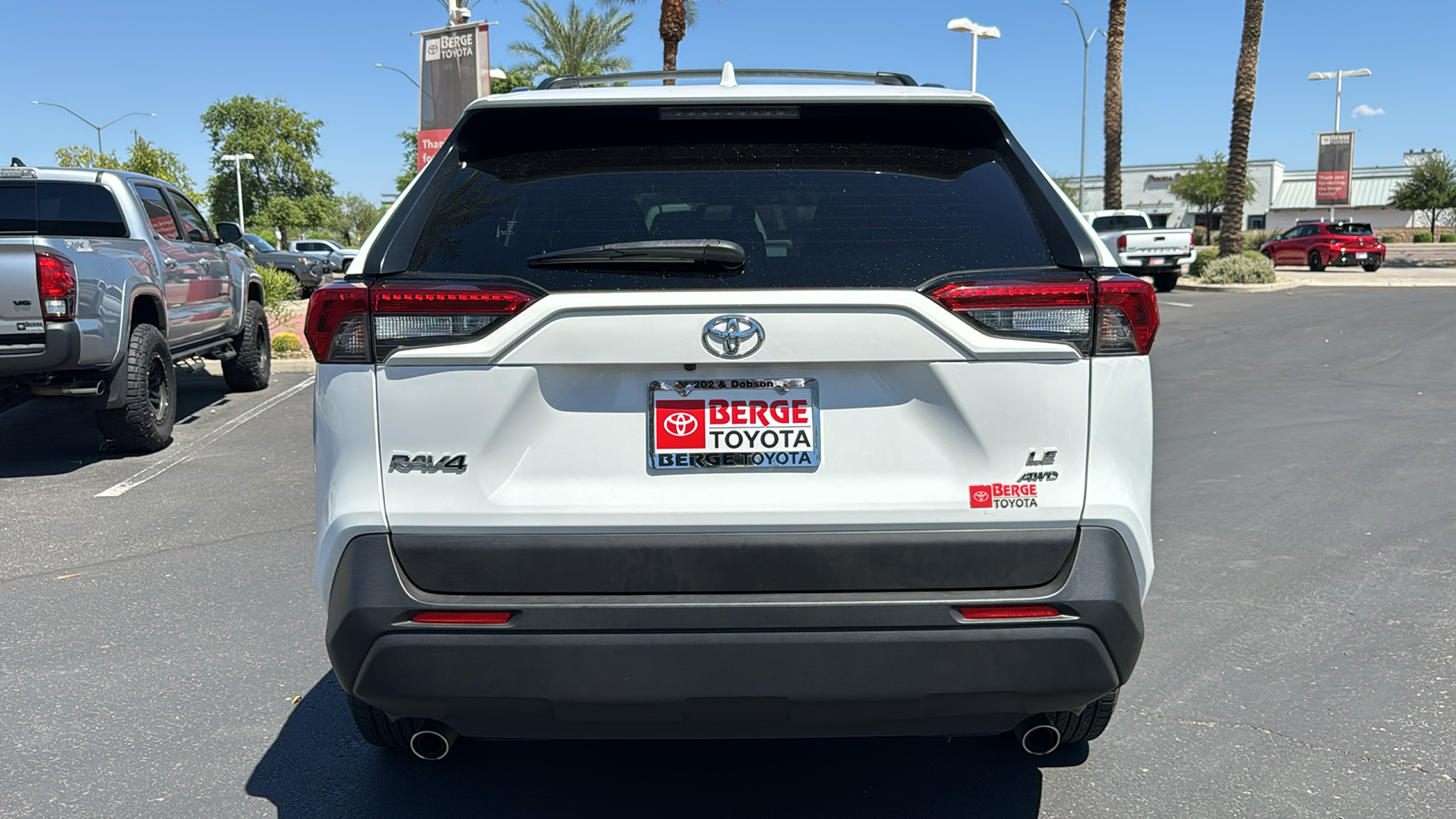 2019 Toyota RAV4 LE 22