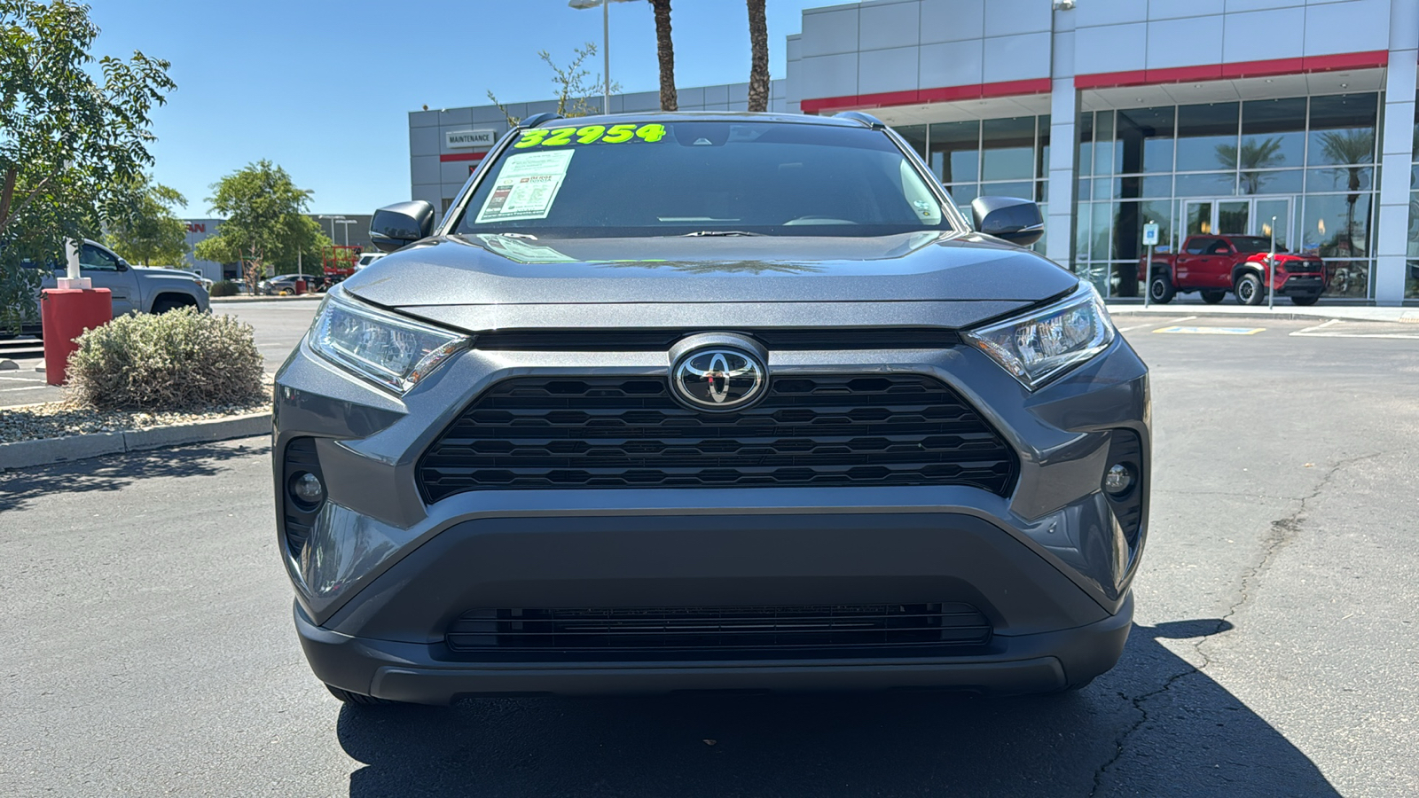 2021 Toyota RAV4 XLE 2