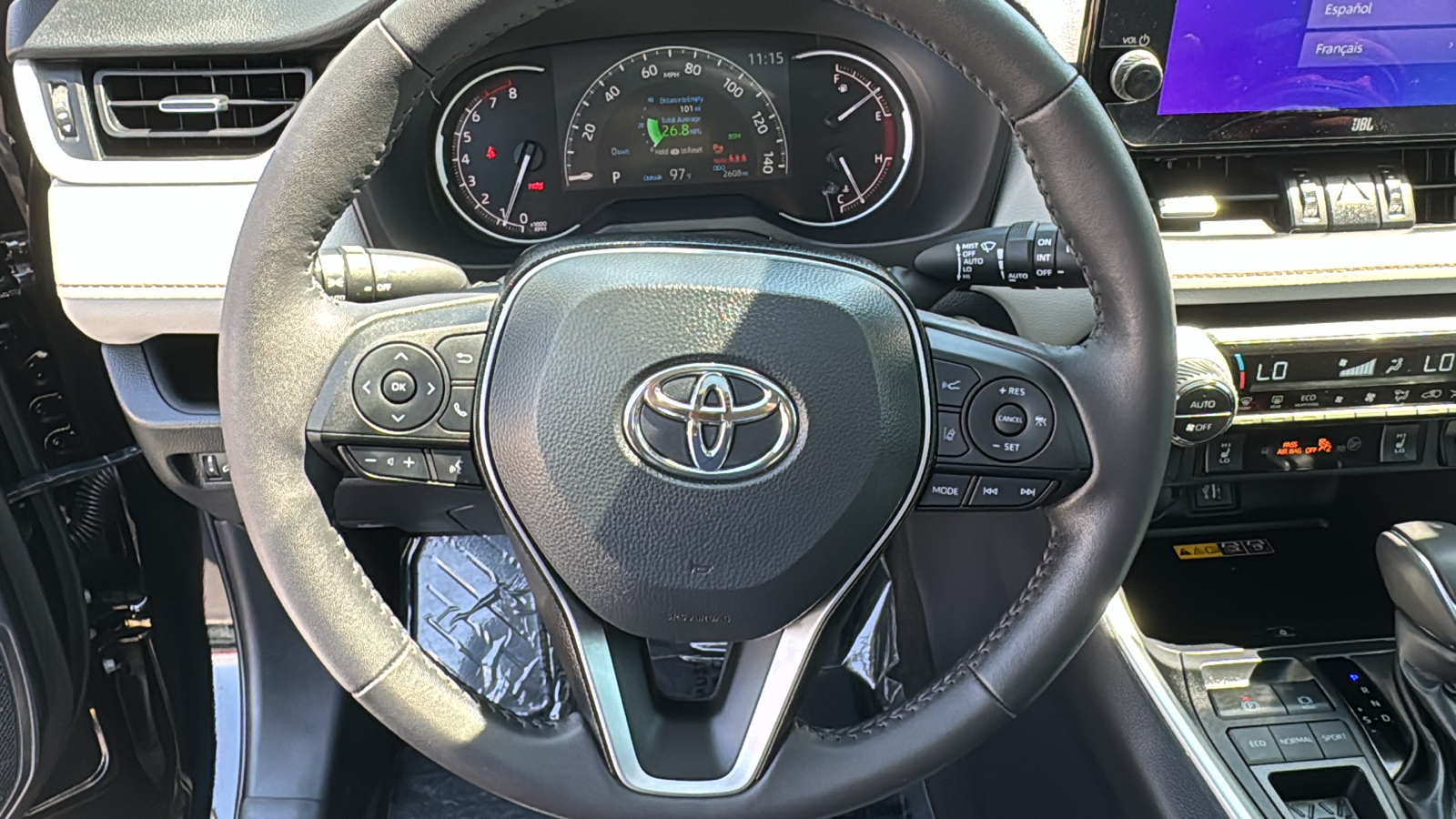 2024 Toyota RAV4 XLE Premium 8