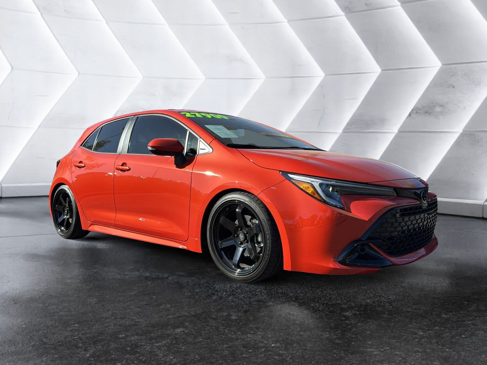 2025 Toyota Corolla Hatchback SE 1