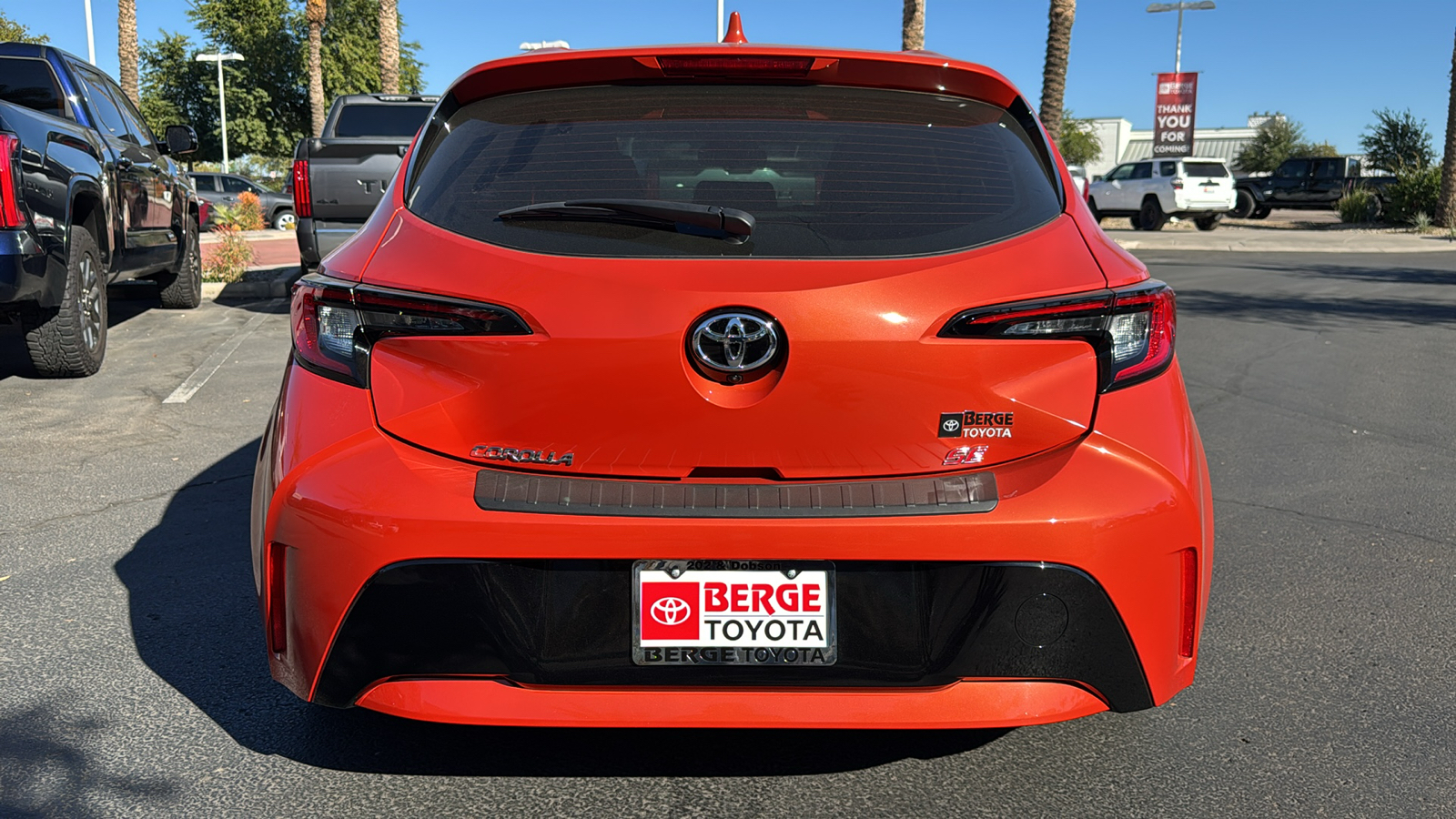 2025 Toyota Corolla Hatchback SE 22