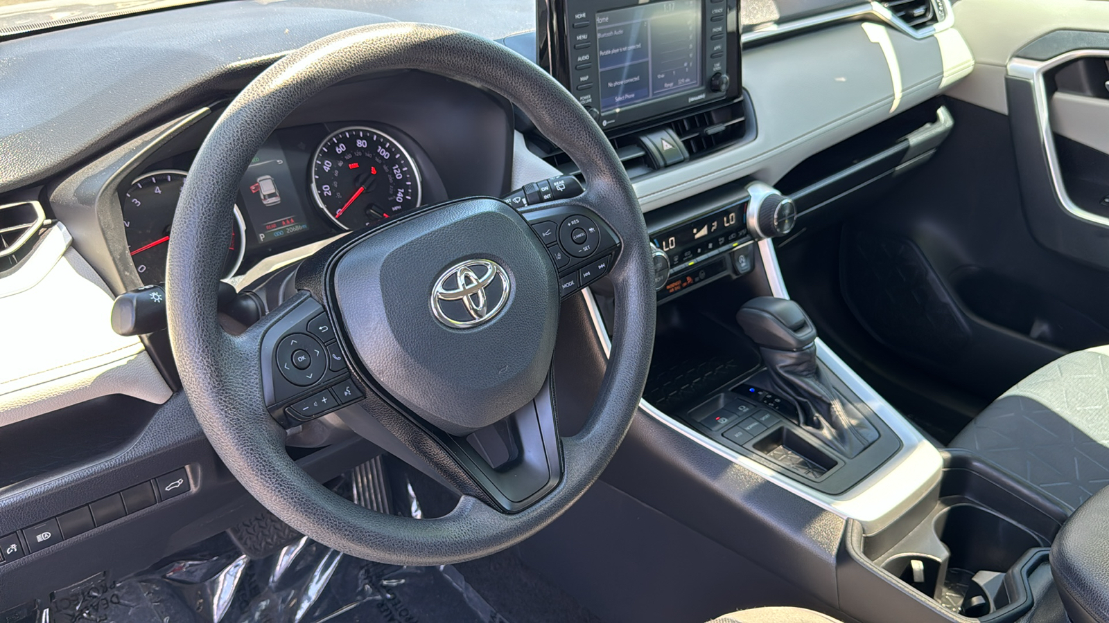 2021 Toyota RAV4 XLE 15