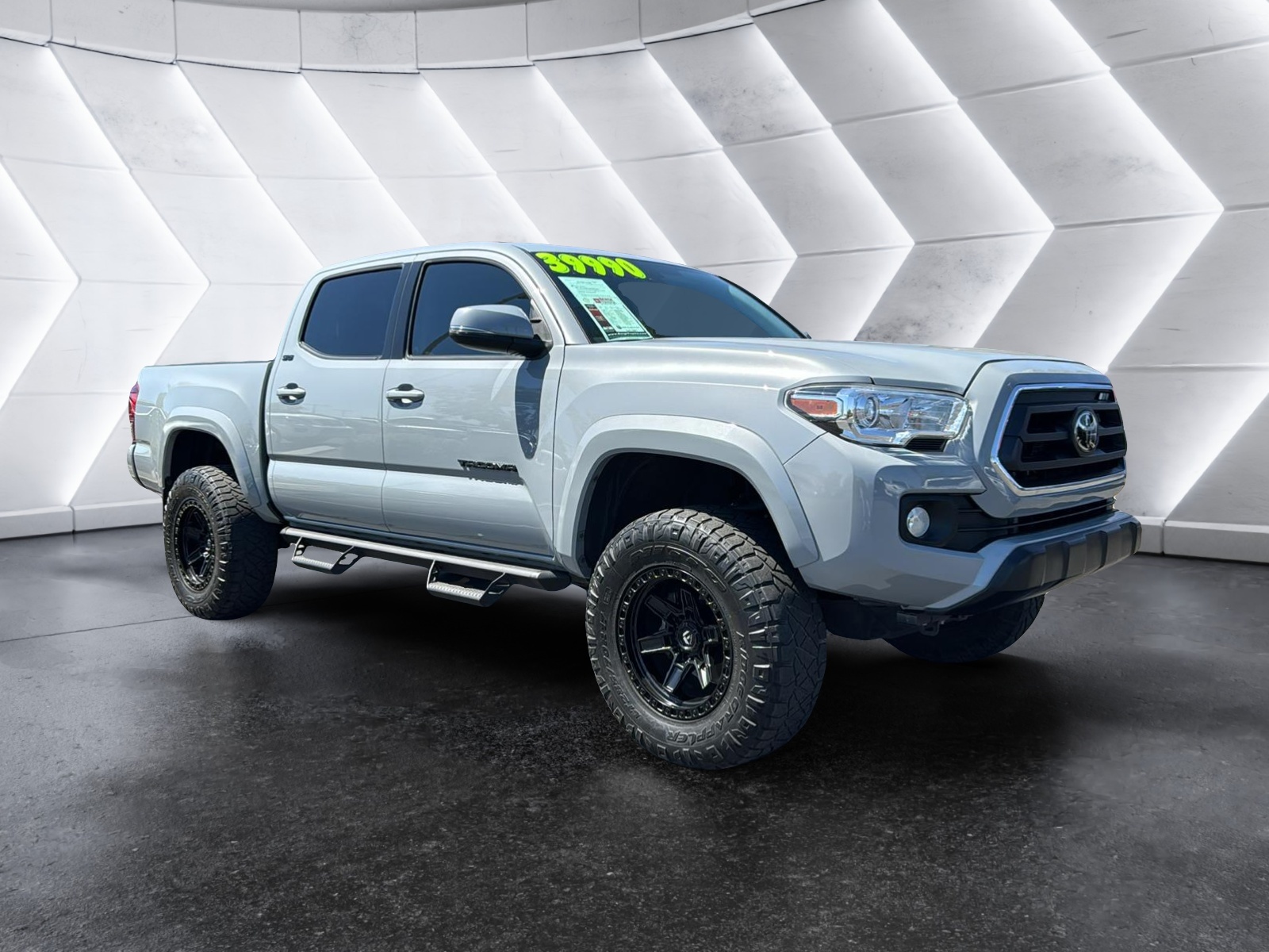 2020 Toyota Tacoma SR5 1