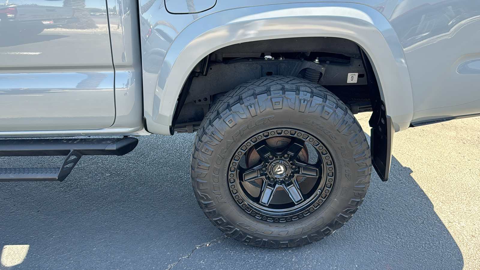 2020 Toyota Tacoma SR5 21