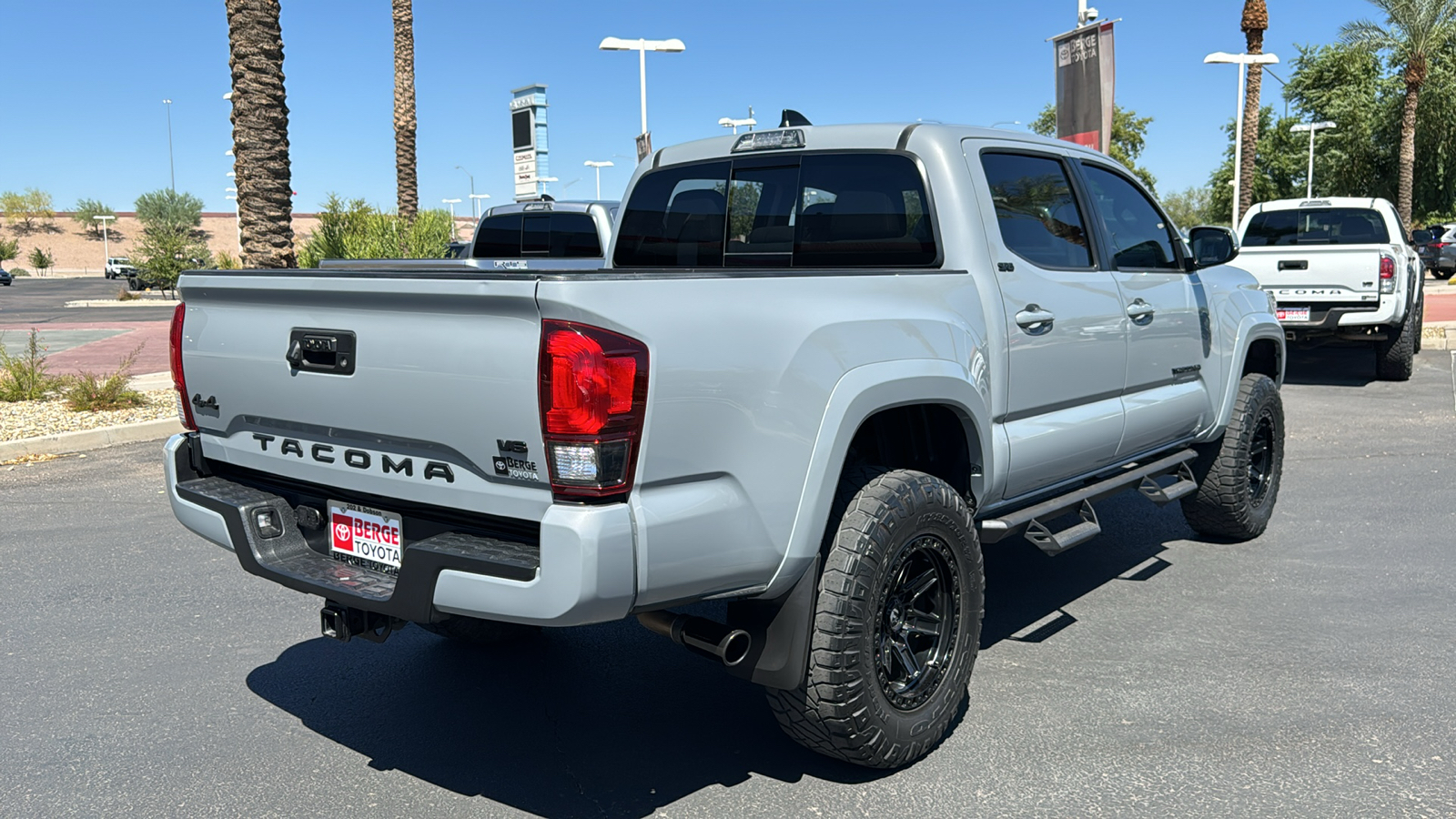 2020 Toyota Tacoma SR5 23