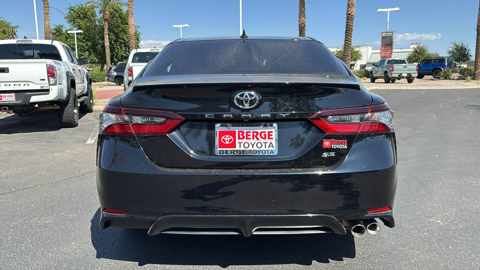 2023 Toyota Camry SE 22