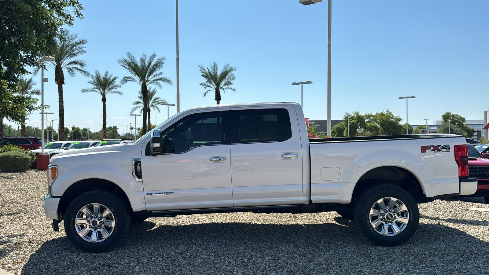 2017 Ford Super Duty F-250 SRW Platinum 3