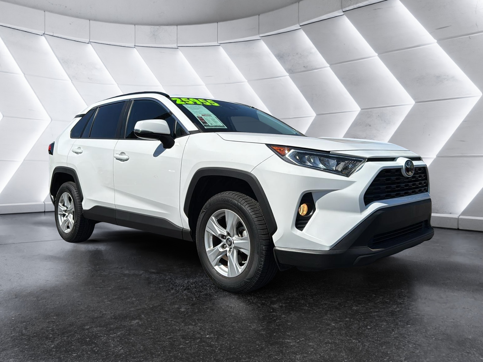 2019 Toyota RAV4 XLE 1