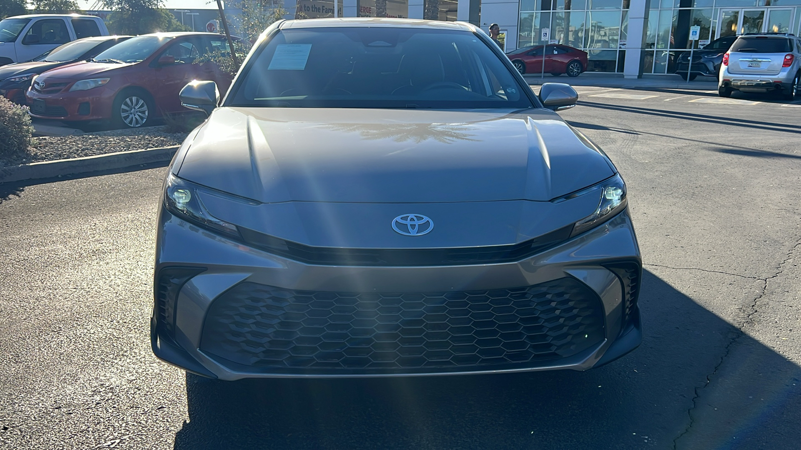 2025 Toyota Camry SE 2