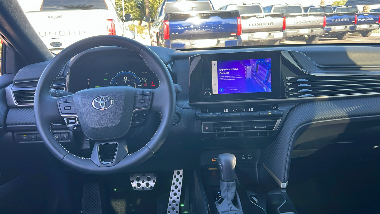 2025 Toyota Camry SE 4