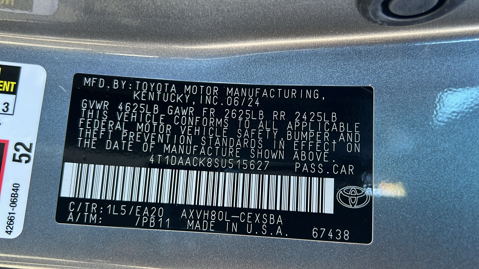 2025 Toyota Camry SE 17