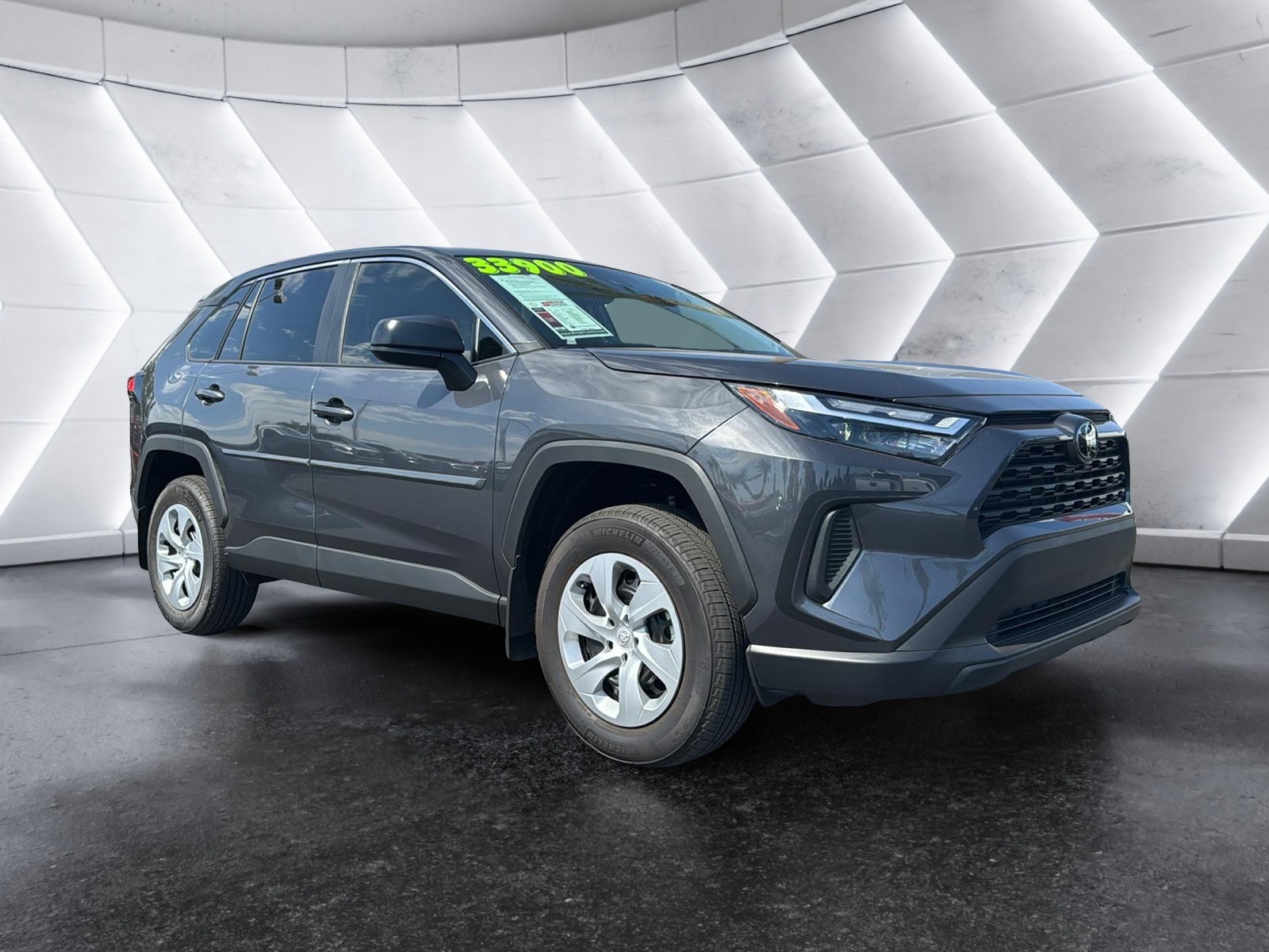 2024 Toyota RAV4 LE 1