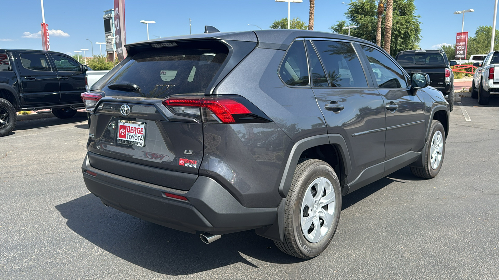 2024 Toyota RAV4 LE 24