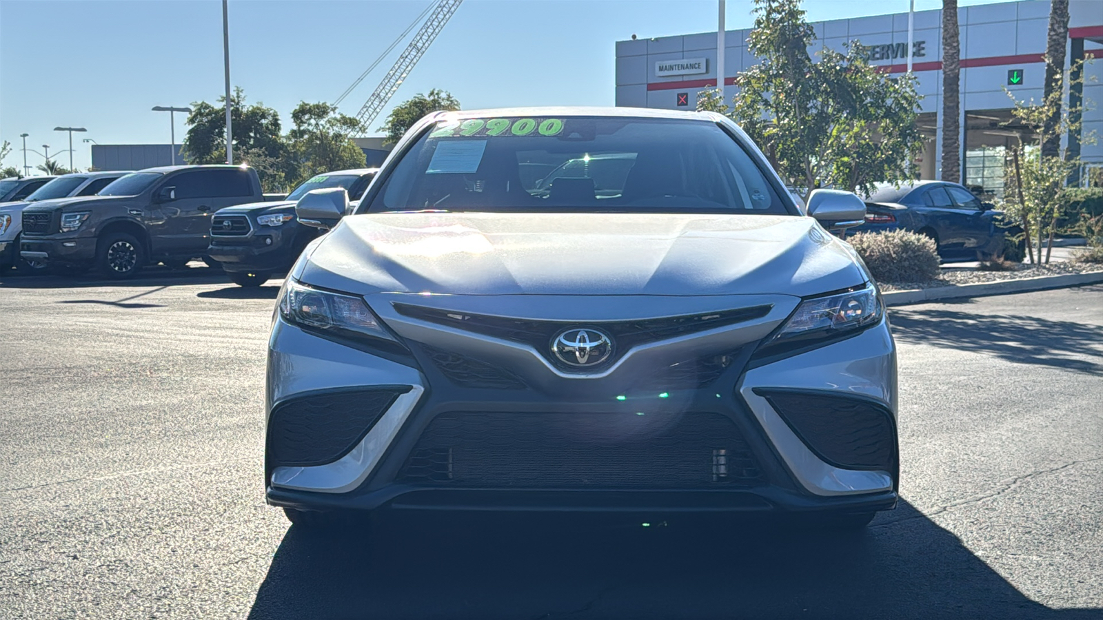 2023 Toyota Camry SE 2