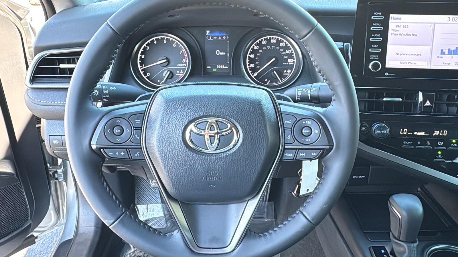 2023 Toyota Camry SE 8