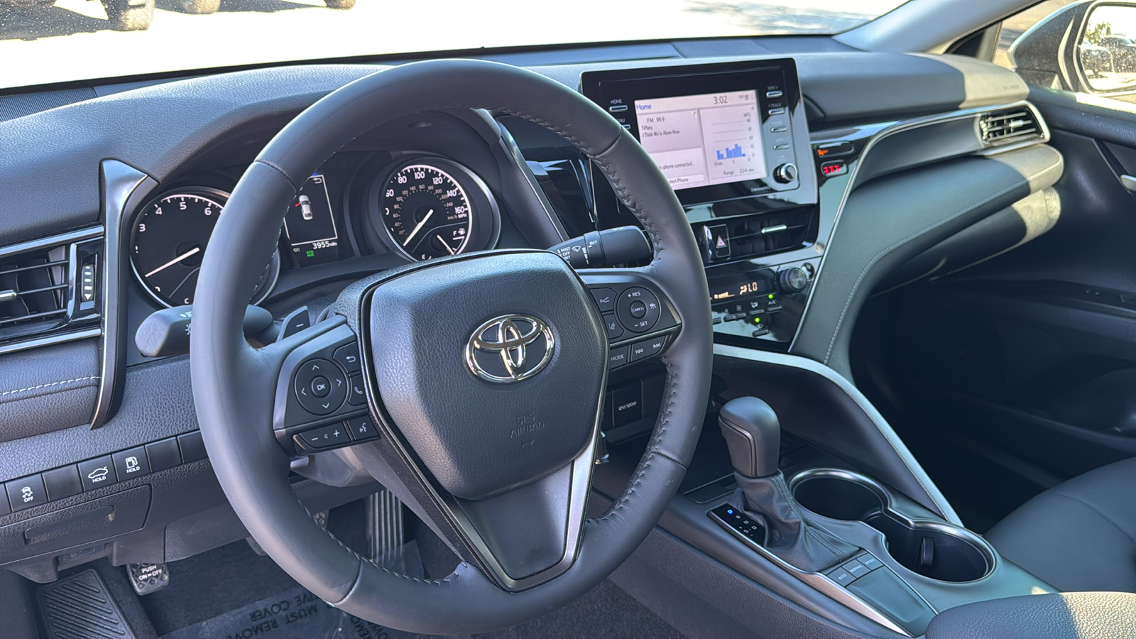 2023 Toyota Camry SE 15