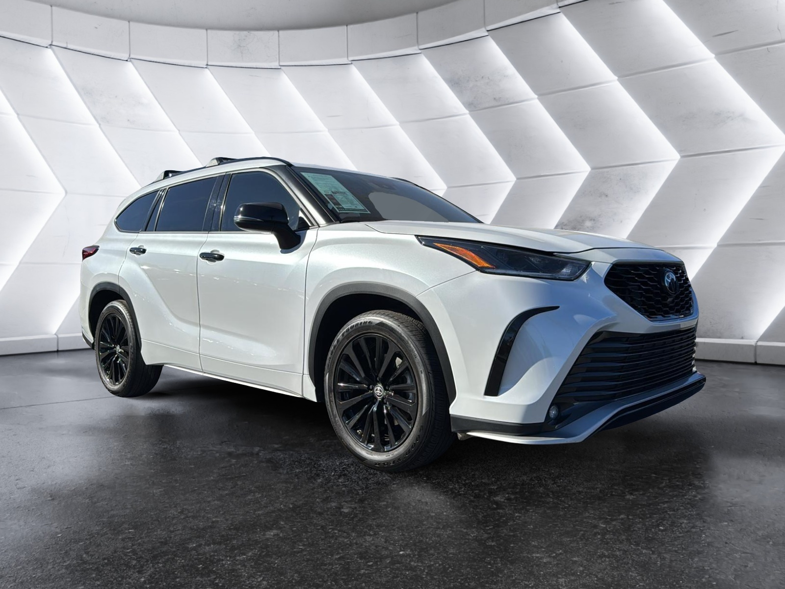 2023 Toyota Highlander XSE 1