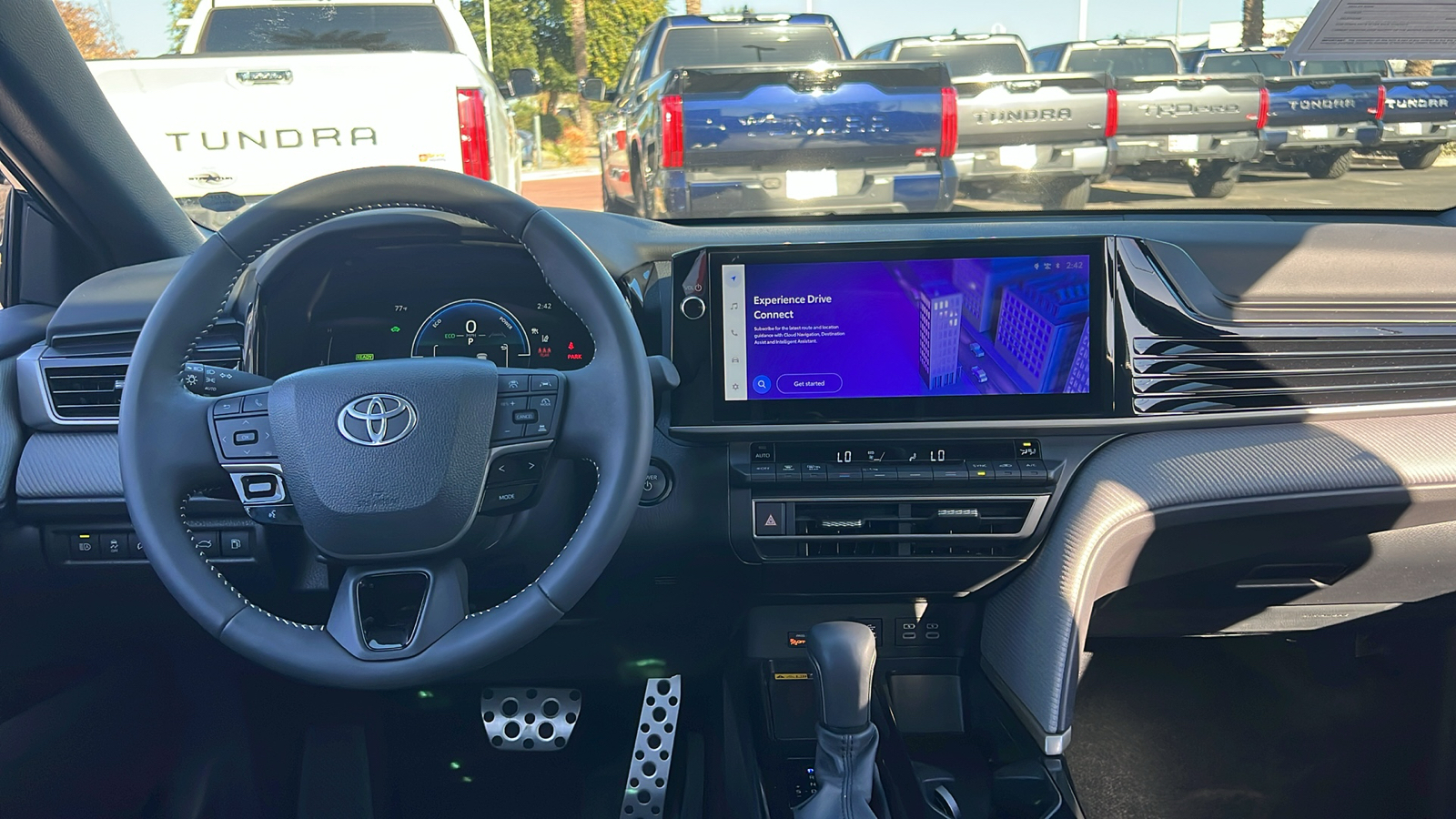 2025 Toyota Camry SE 4